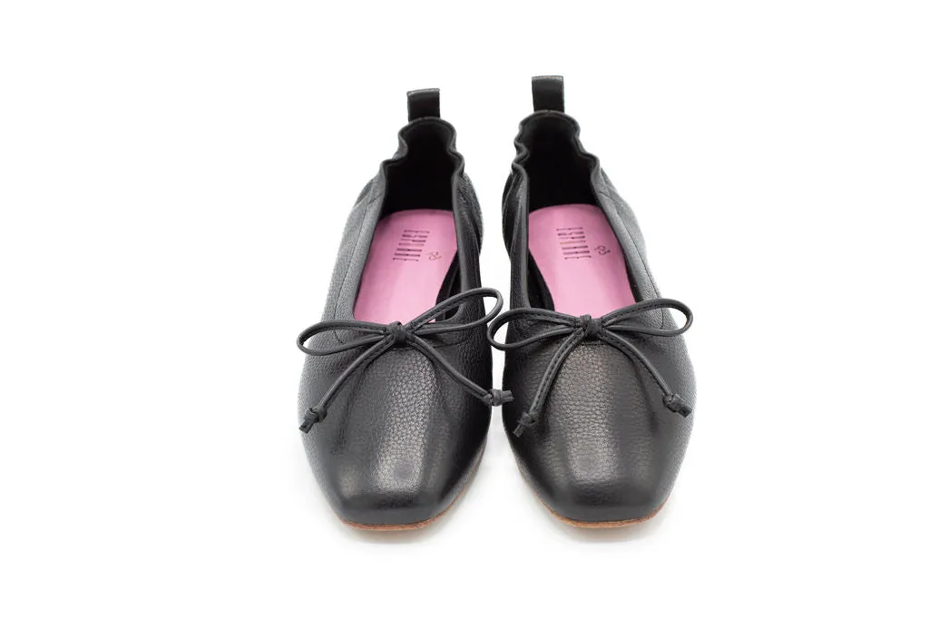 Barney Black Grainy Leather