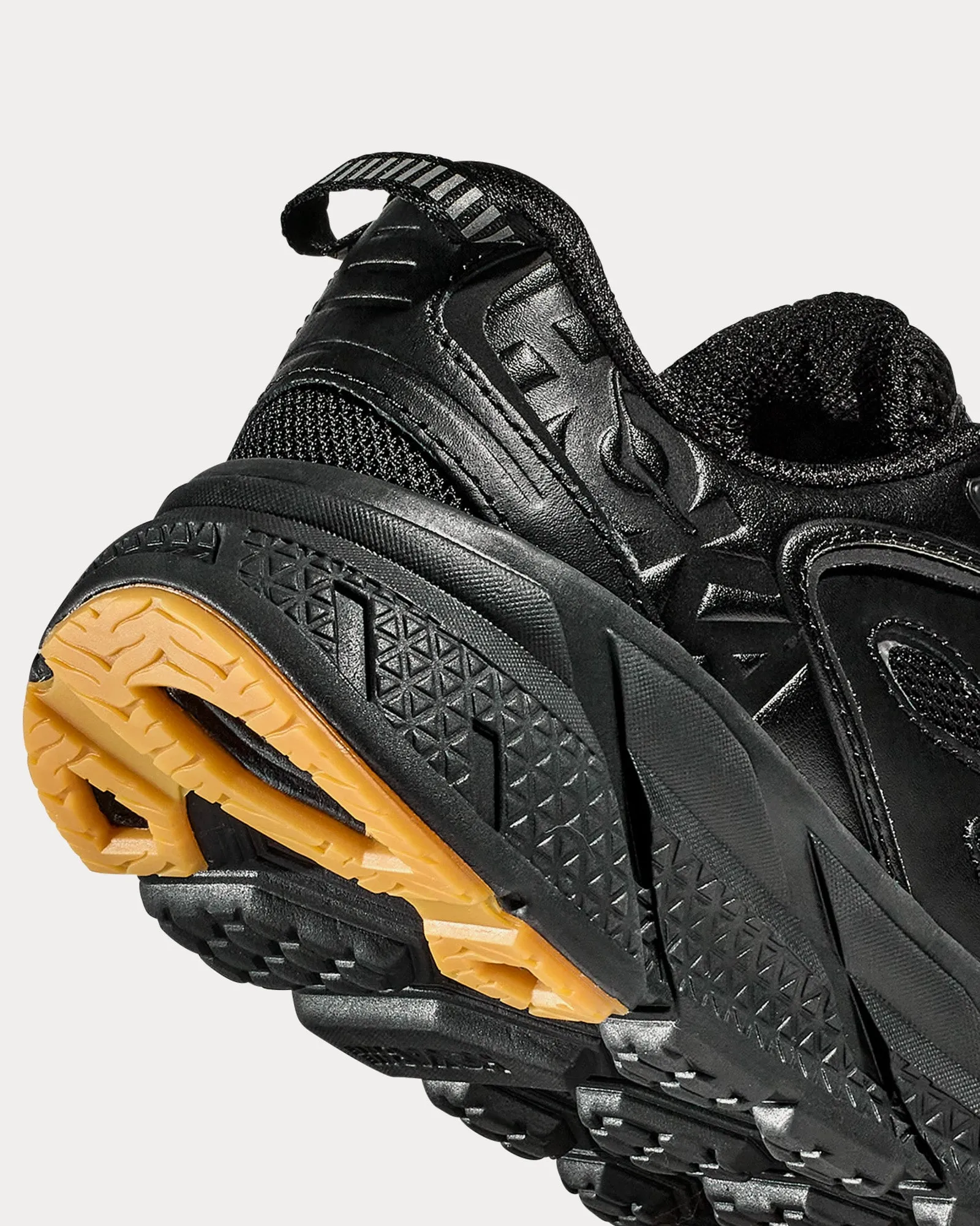 Clifton L Athletics Black / Black Running Shoes